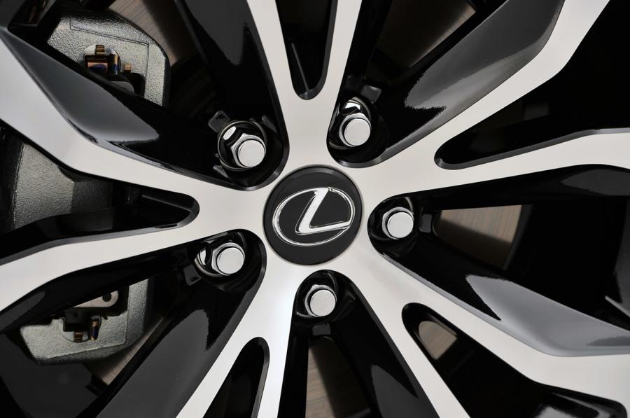  Lexus NX200t F-Sport 2014 года  (фото 83 из 84)